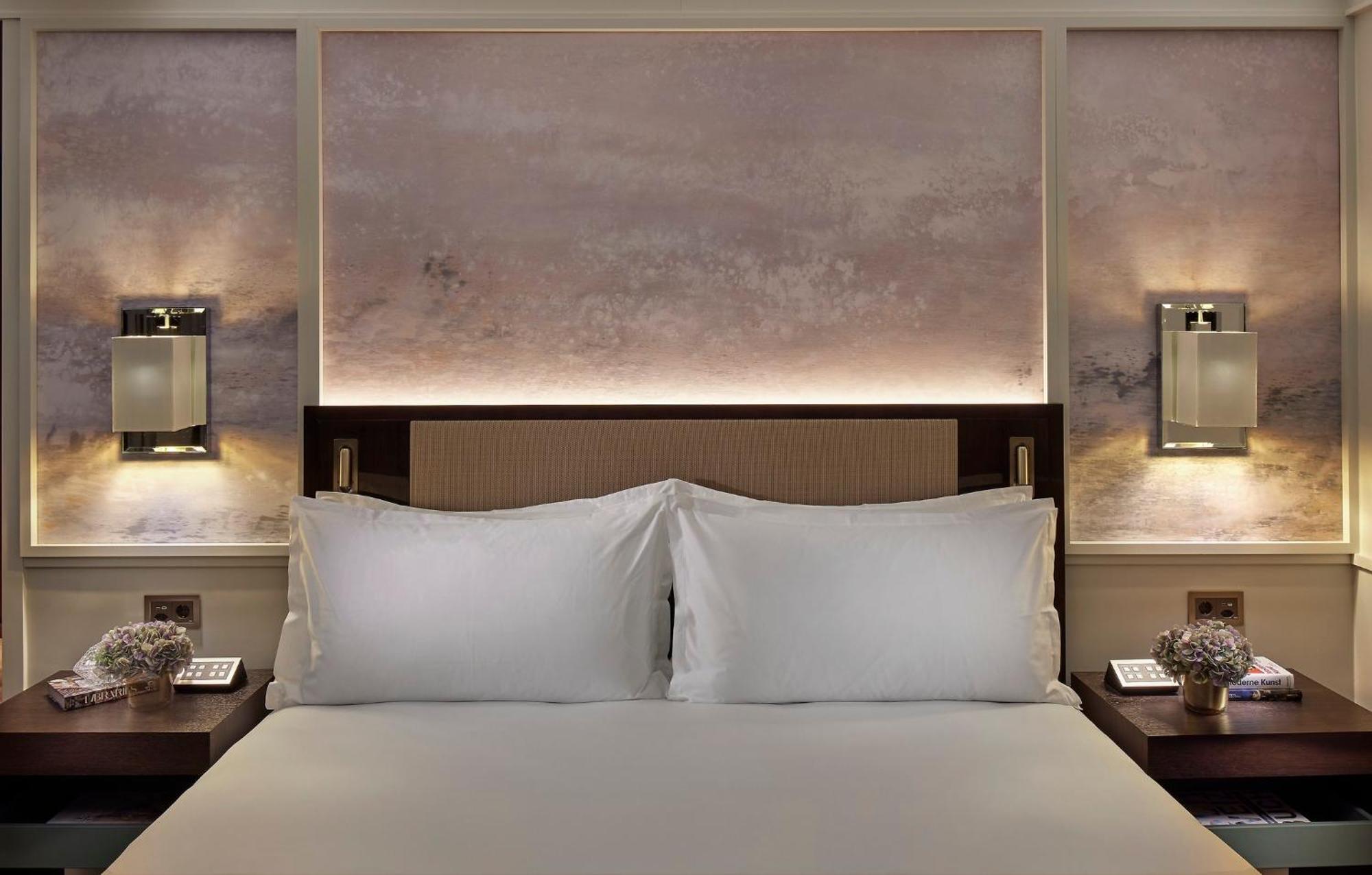 Mandarin Oriental Savoy, Zurich Hotel Exterior photo